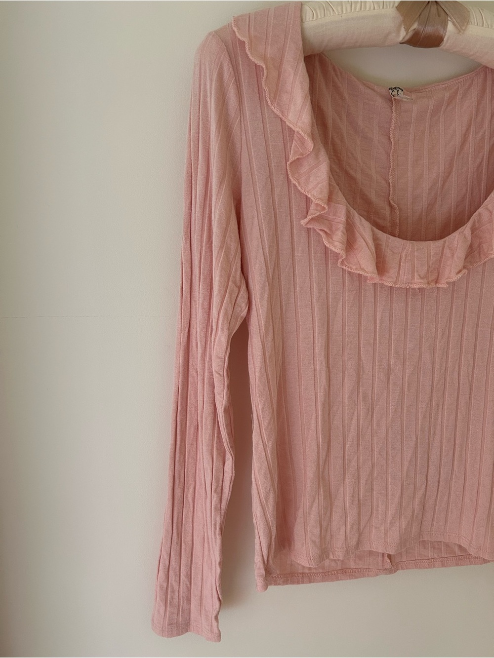 Intimately Blush Pink Ribbed Knit Top with Ruffle Neckline - Picture 4 of 10